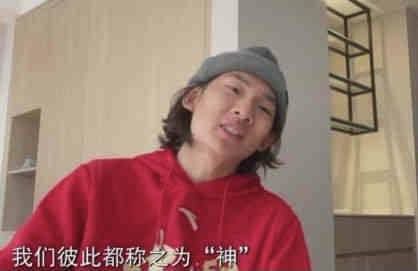 因拍电影而聚齐的家庭成员们，完成了最后的聚会